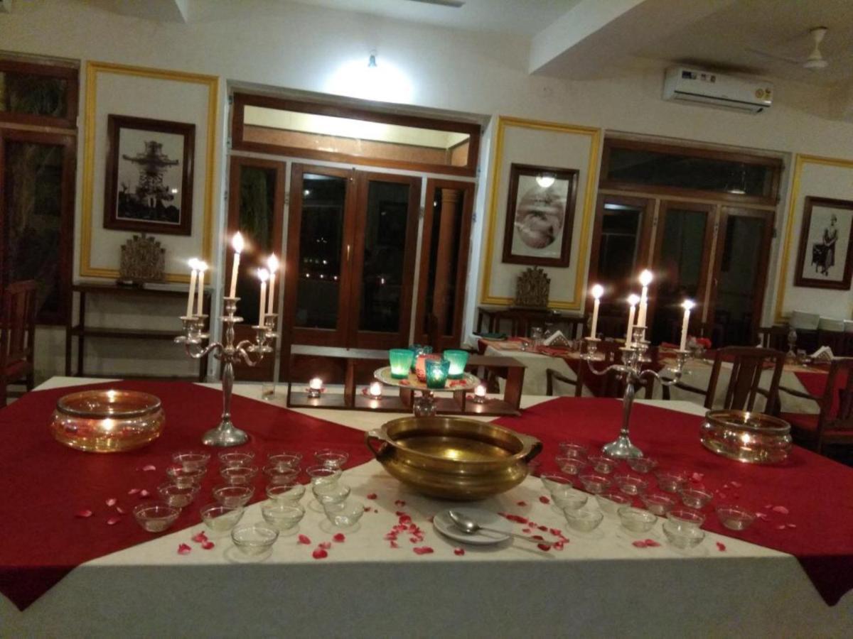 Bhanwar Vilas Palace Karauli Bagian luar foto