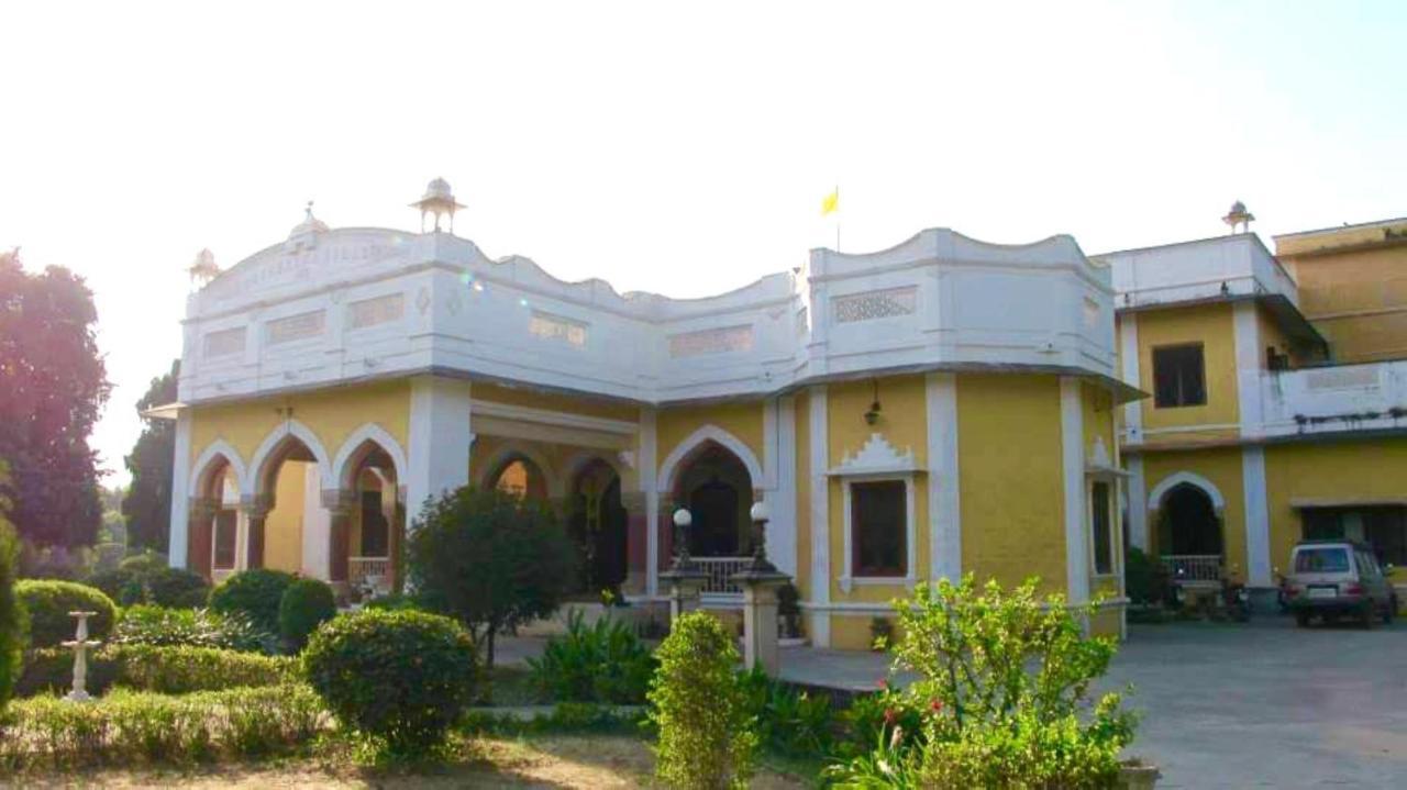 Bhanwar Vilas Palace Karauli Bagian luar foto