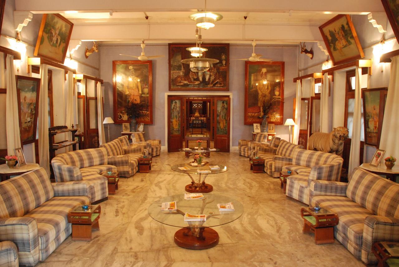 Bhanwar Vilas Palace Karauli Bagian luar foto