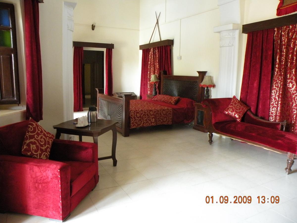 Bhanwar Vilas Palace Karauli Bagian luar foto