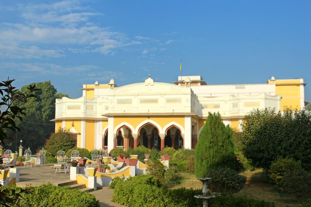 Bhanwar Vilas Palace Karauli Bagian luar foto